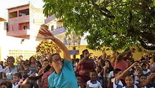 Escola Carlos Murion promove Oficina de Consciência Corporal para alunos