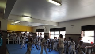 Foi realizado  no dia 18/11, o batizado de Capoeira dos 50 alunos do CCAPJ.
